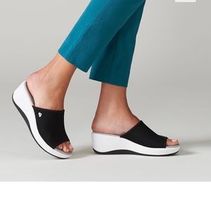 step cali bay wedge sandal